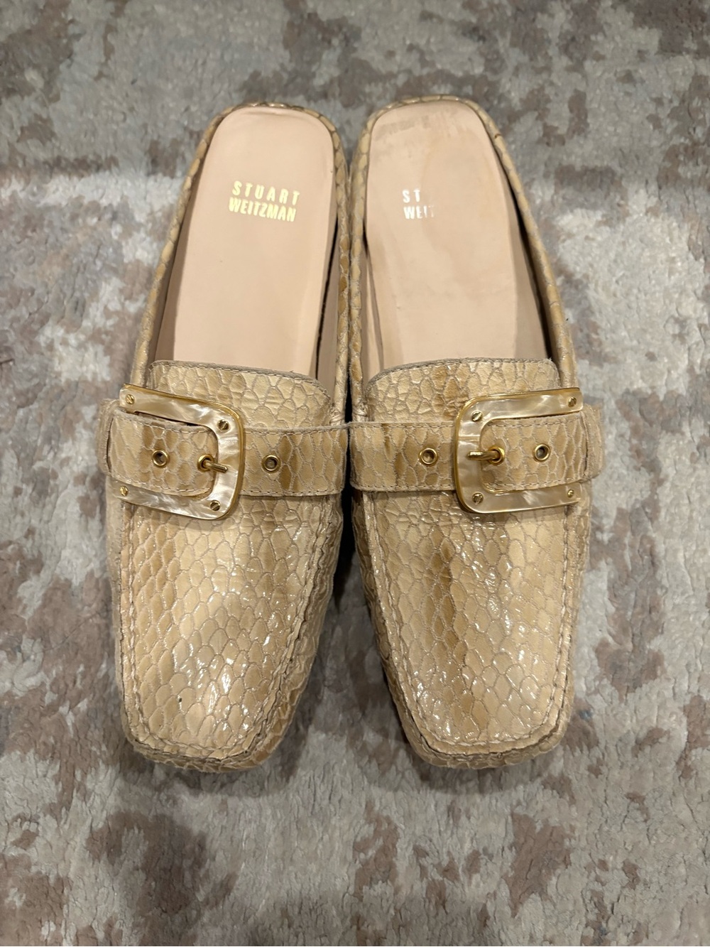 Stuart Weitzman Beige Snakeskin Leather CIA Mules